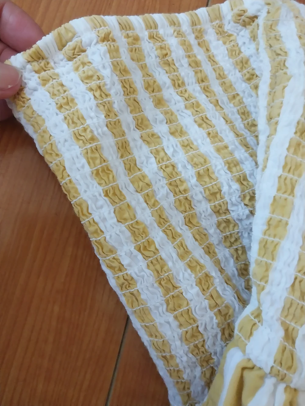 Beautifuk A New Day Yellow/White Strapless Smocked Midi Dress Sz Size Large L - Picture 9 of 9